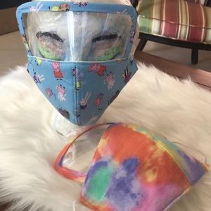 Face mask covers mouth and eyes.